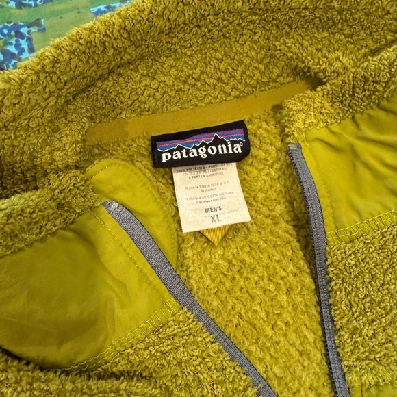 Patagonia “R” Fleece Jacket - Picture 9 of 11